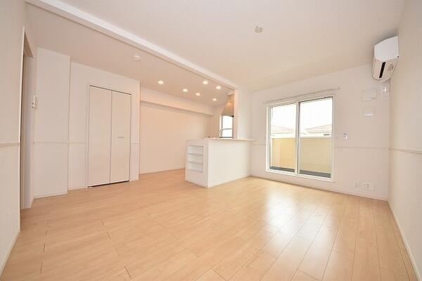 ｓｕｎｎｙ　ｍａｉｓｏｎ　３