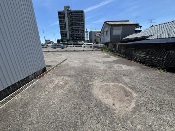 大塚町店舗