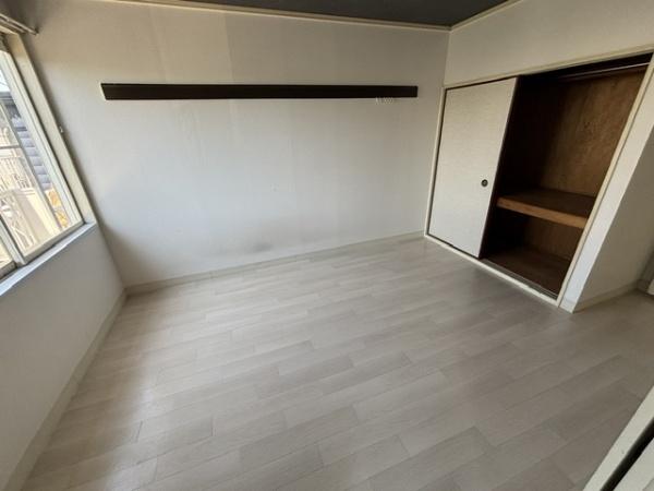 ｒｏｏｍ．三々五々　Ｂ