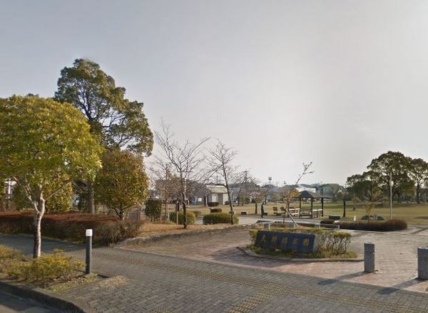 スコラコート(大坪池公園)