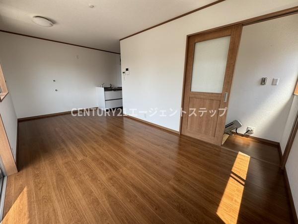 吾妻町貸家