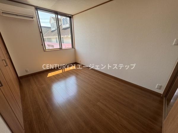 吾妻町貸家