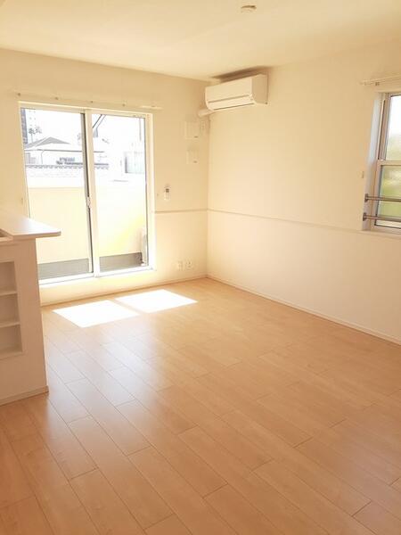 ｓｕｎｎｙ　ｍａｉｓｏｎ　３