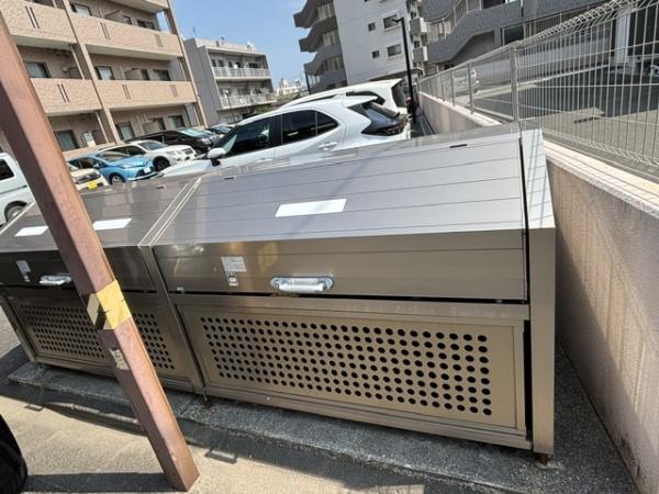 ロイヤルグリーン瀬頭
