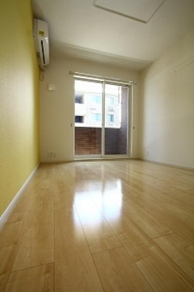 ハッピーメゾン5 B(リビング)