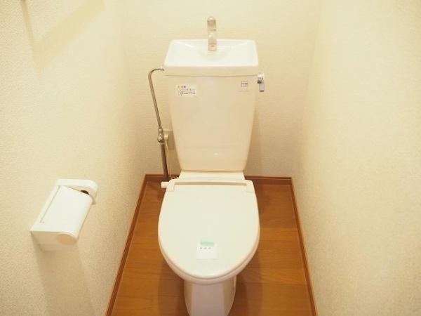 フラワーイーストハイツ