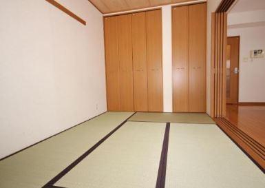 グランド新城
