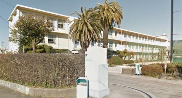 ファーストライフ江平(宮崎市立宮崎東中学校)