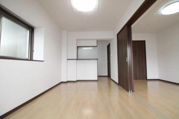 ラフィーネ桜館