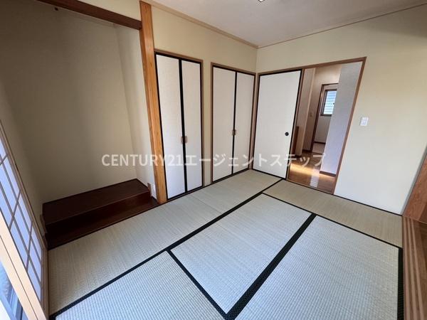 権現町貸家