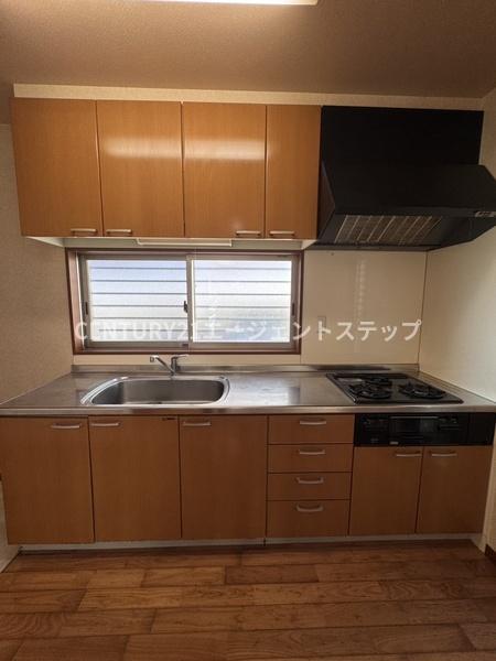 権現町貸家