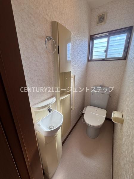 権現町貸家