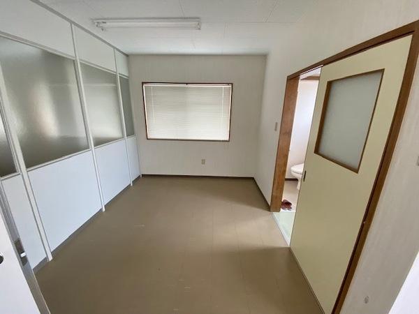 権現町店舗事務所