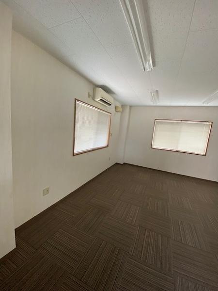 権現町店舗事務所