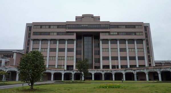 丸山店舗・事務所(宮崎公立大学)