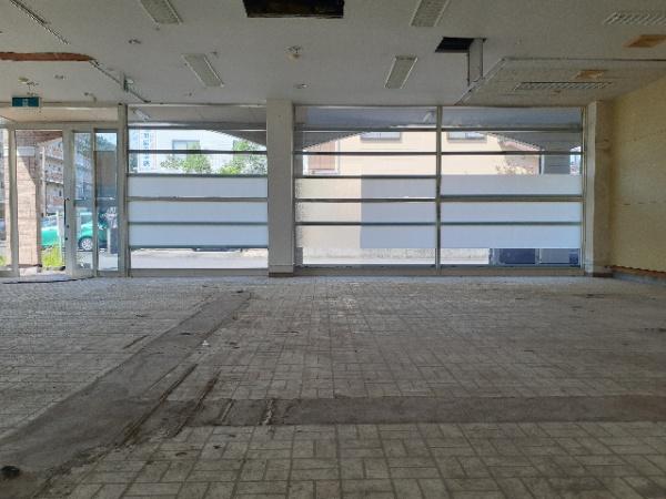 大塚町大迫南平店舗