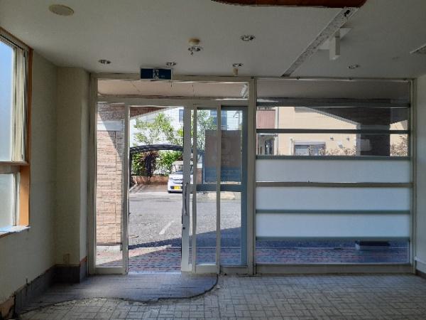 大塚町大迫南平店舗