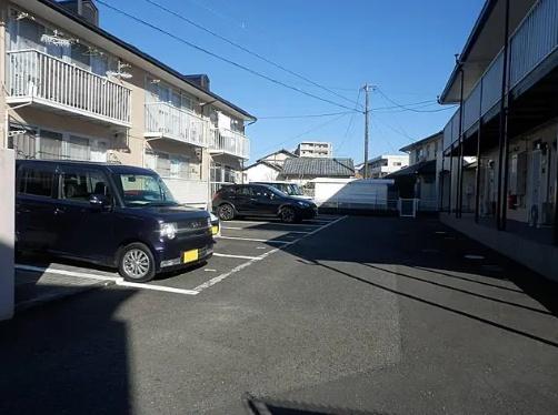 ファミールあおきB