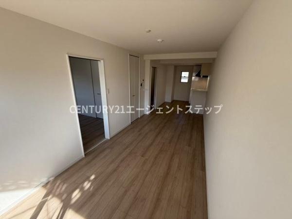 NEIGHBORS 2(リビング)