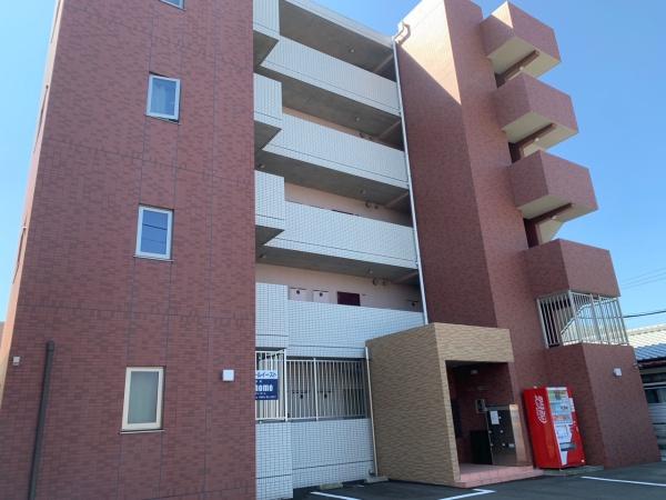 バンベールイースト
