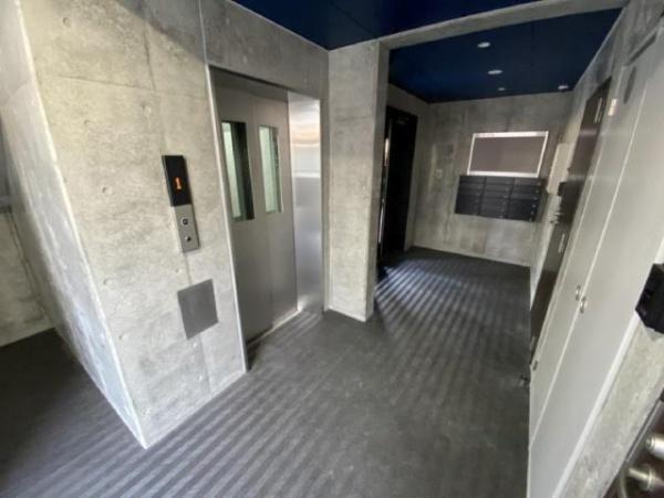 QUALIOR(エントランス)