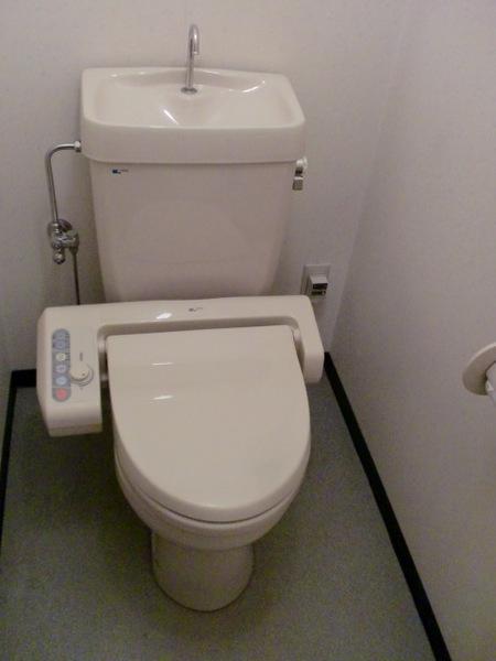 隆成ホーム新興町Ａ棟