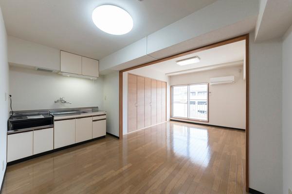 隆成ホーム新興町　Ａ棟