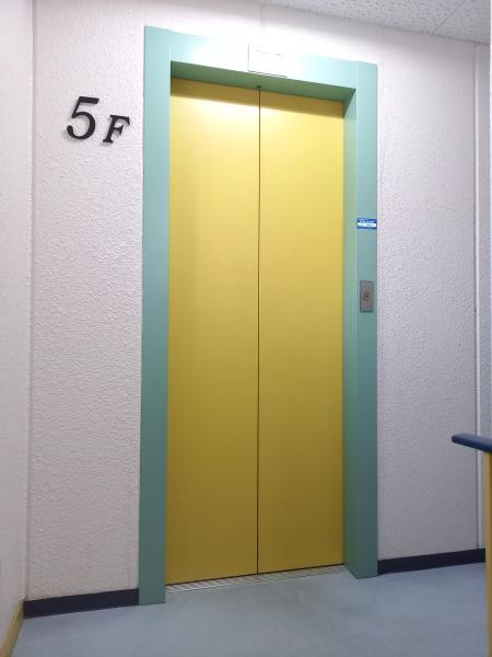 肥前ツーリストビル
