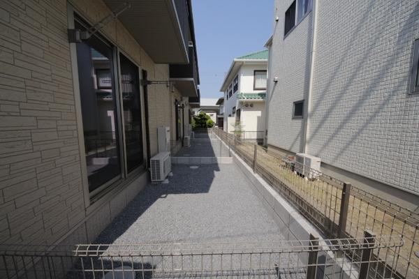 ラカーサ　ノン