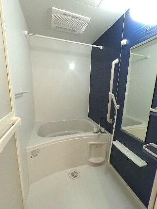 プリムヴェールＢ