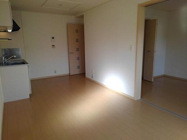 ジュネス２番館