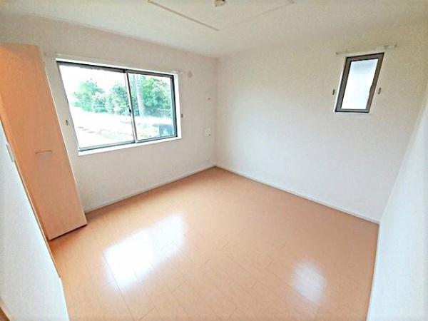 ジュネス原2番館(洋室)