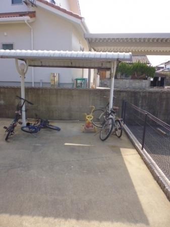アネックス　B棟