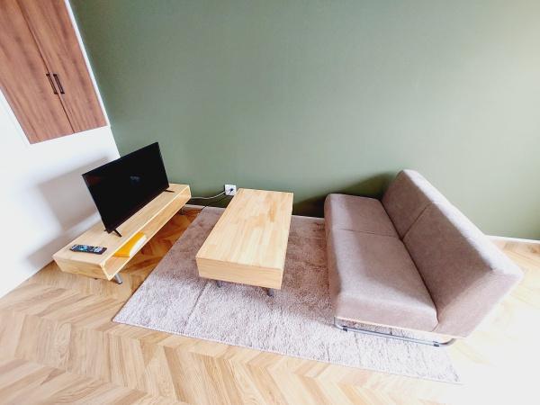 LBOX01