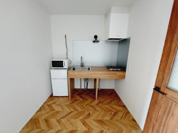 LBOX01