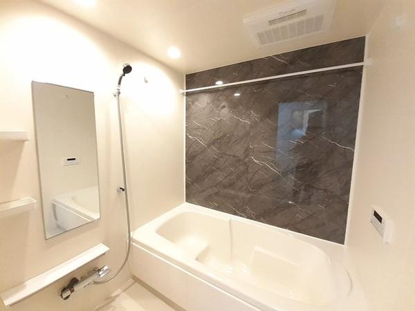 トゥーザ・ムーン2A(バス)