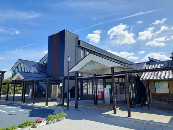サンパティオ(浜崎駅)
