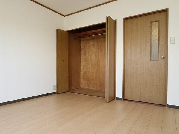新興ハイム２