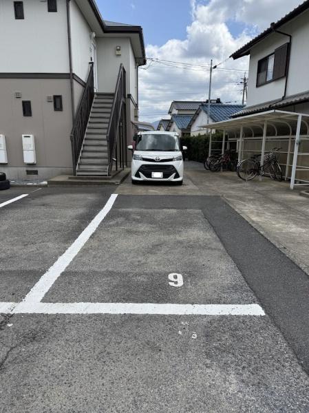 グレープガーデンA棟