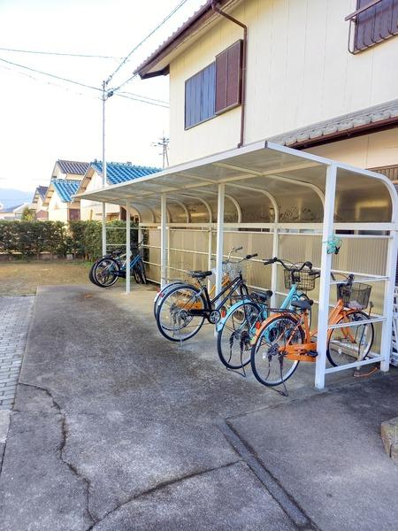 グレープガーデンA棟