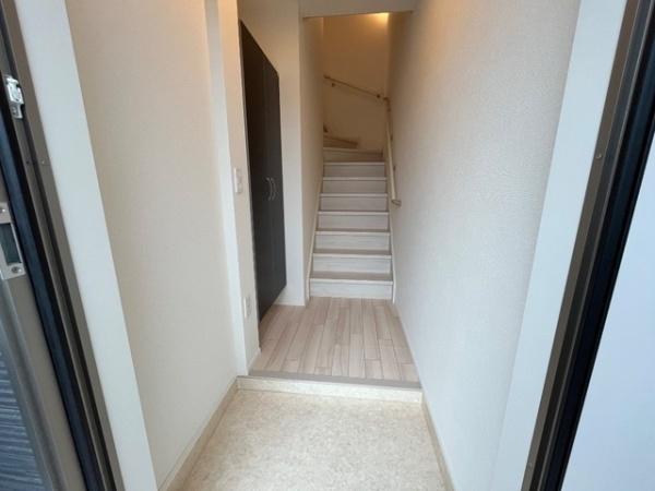 ロータスコートⅠ(玄関)