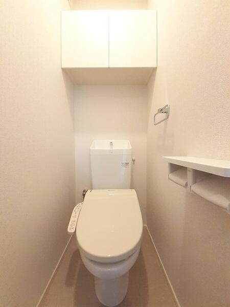 アザール 3(トイレ)