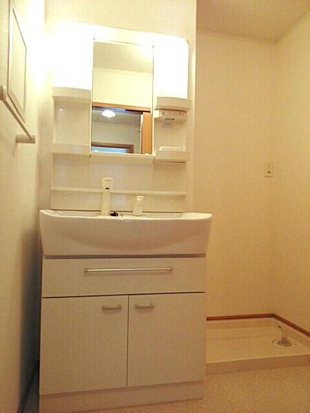 ボヌールB(洗面台・洗面所)