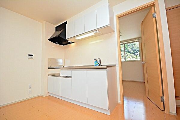 プロムナード ソレイユB(キッチン)