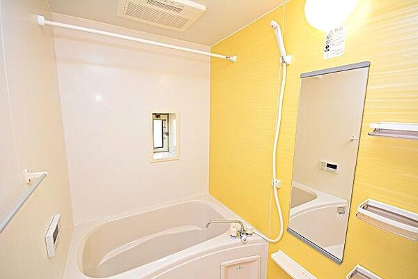 プロムナード ソレイユB(バス)