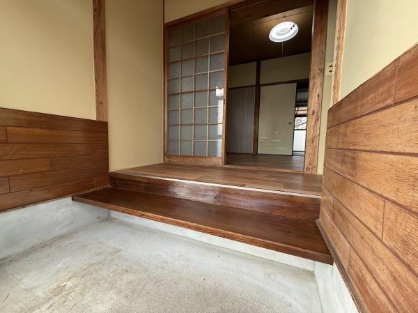 吉原アパート　中央館