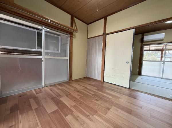 吉原アパート　中央館