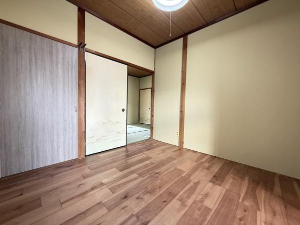 吉原アパート　中央館