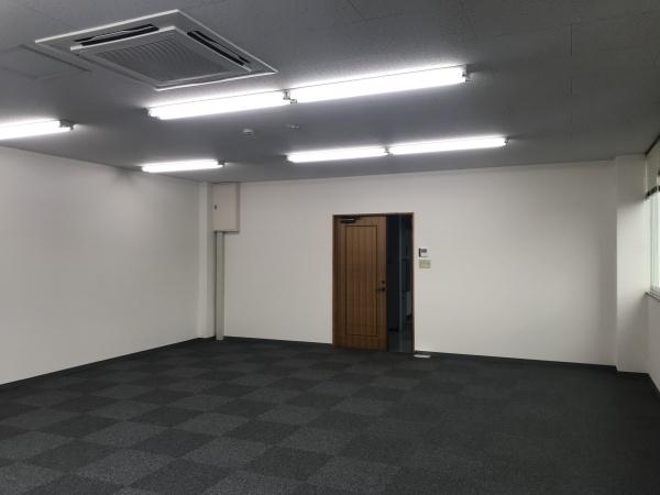唐津市和多田南先石の事務所