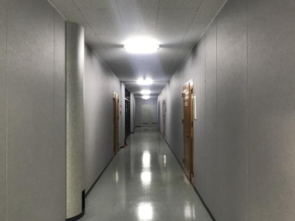 唐津市和多田南先石の事務所